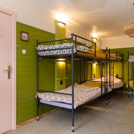Ani&haakien Hostel *