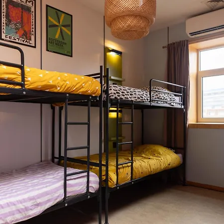 Ani&haakien Hostel