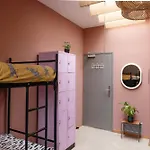 Ani&haakien Hostel *