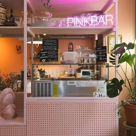 Vandrarhem Ani&haakien