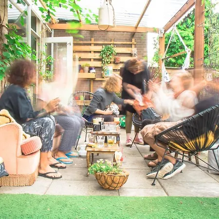 Ani&haakien Roterdão