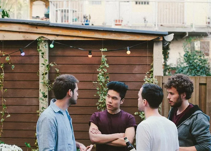 旅馆 阿尼&哈克恩旅馆 *